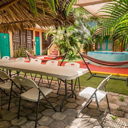 Casa Mexica Bungalows Zihuatanejo Exterior foto