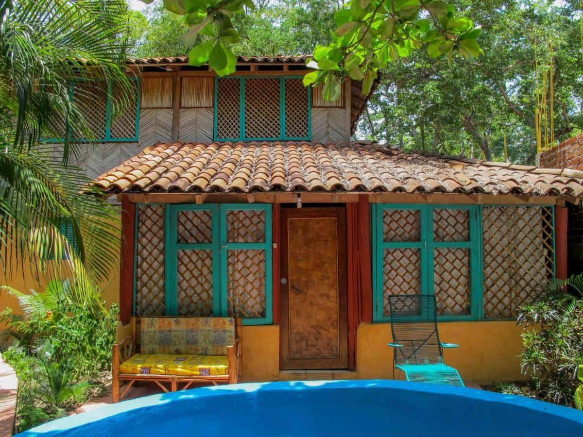 Casa Mexica Bungalows Zihuatanejo Exterior foto