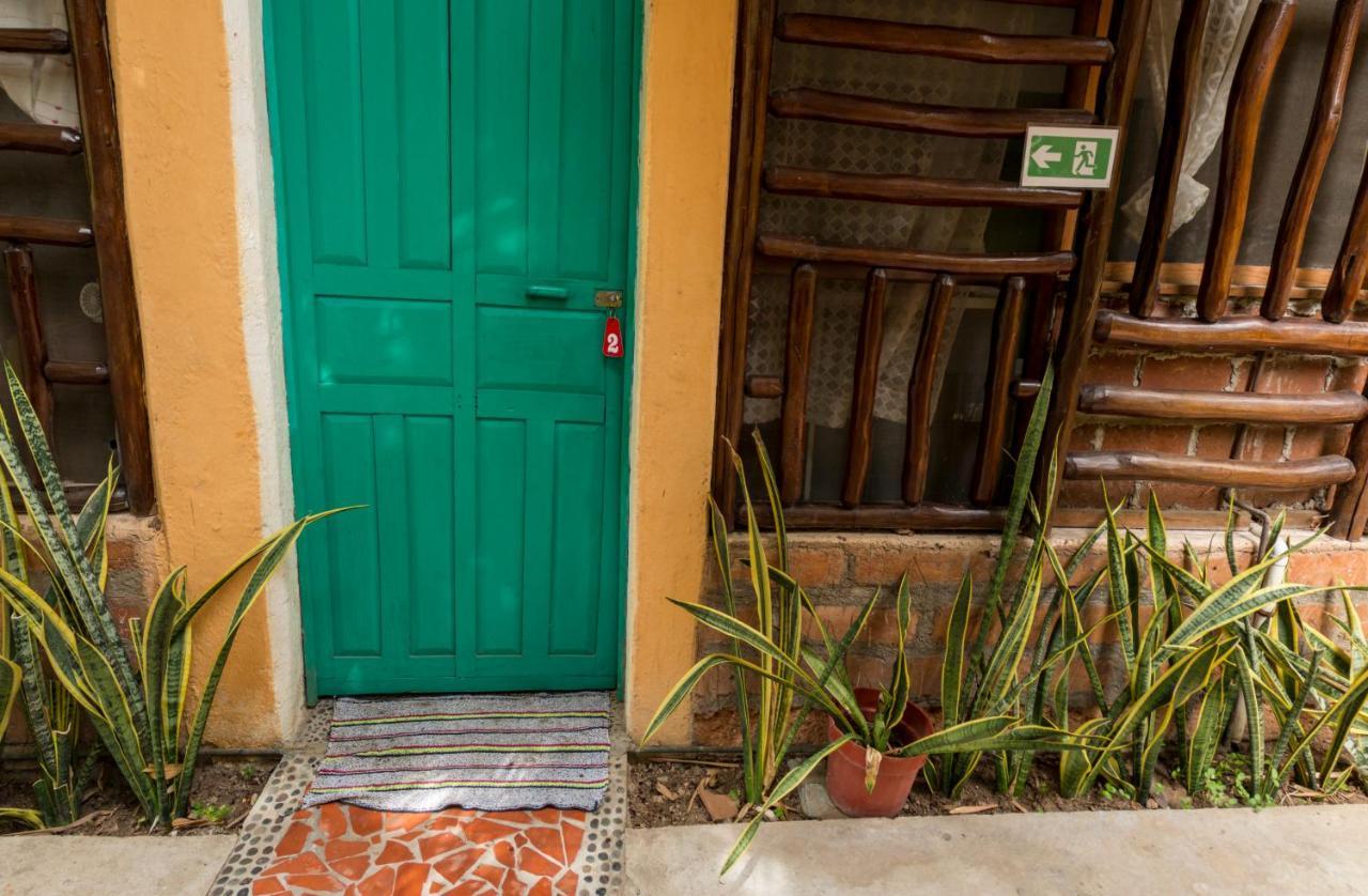 Casa Mexica Bungalows Zihuatanejo Exterior foto