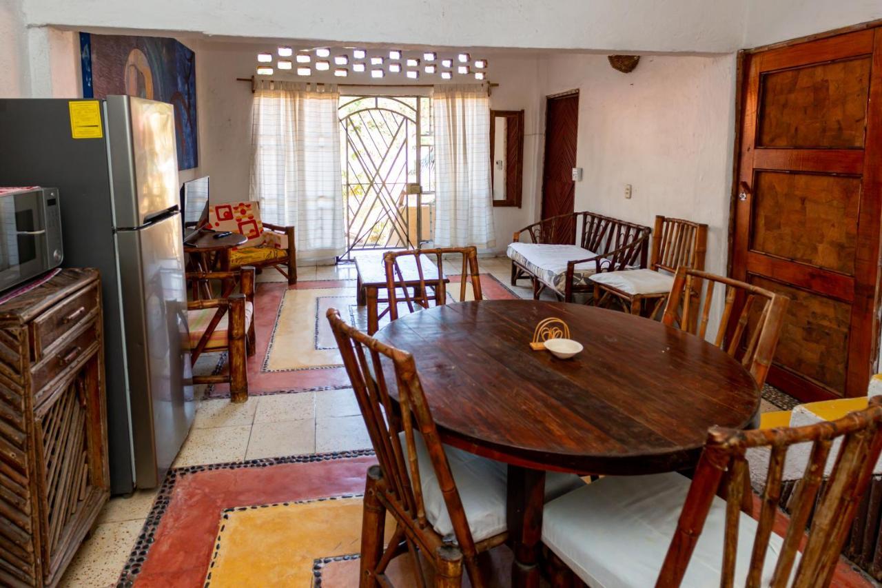 Casa Mexica Bungalows Zihuatanejo Exterior foto