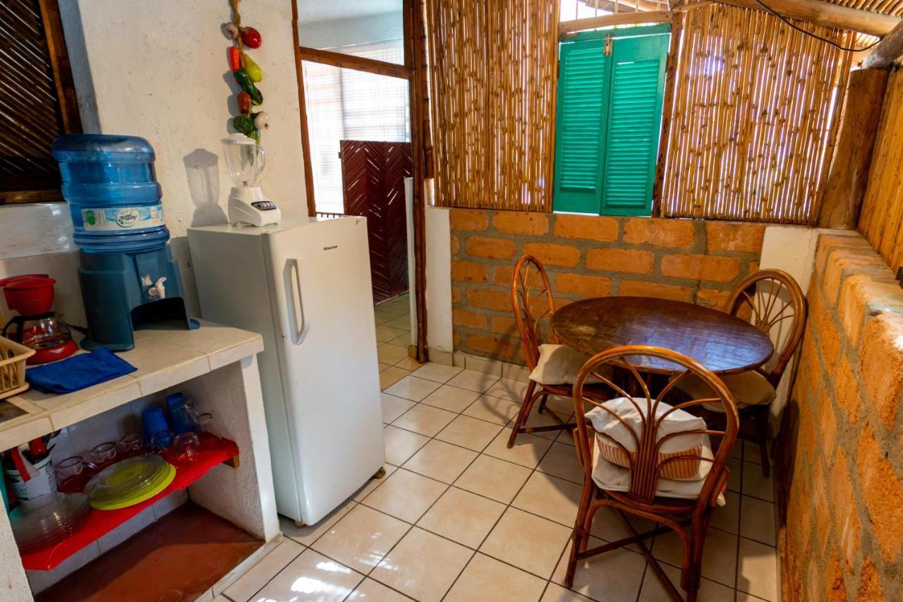 Casa Mexica Bungalows Zihuatanejo Exterior foto